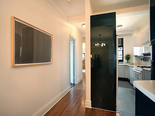 Sold by Sotheby's International Realty | media 26