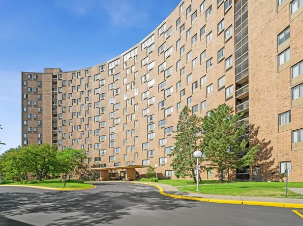 1181 Edgcumbe Rd APT 1105, Saint Paul, MN 55105