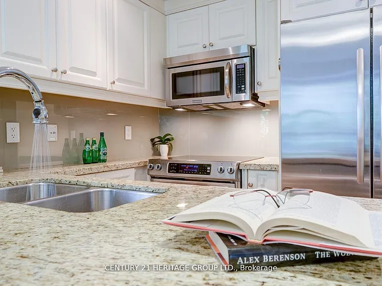 23 Rean Dr #309 — Photo 17