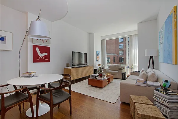 Rented by Corcoran | media 14