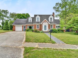 1021 Halliahurst Ave, Vinton, VA 24179