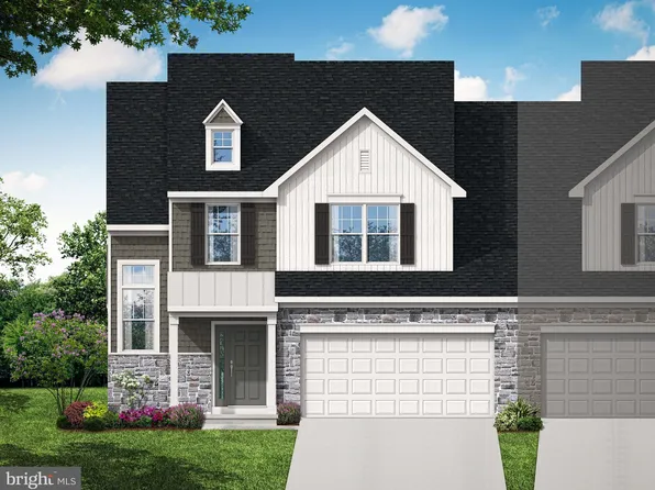 103 Village Dr, Millersville, PA 17551