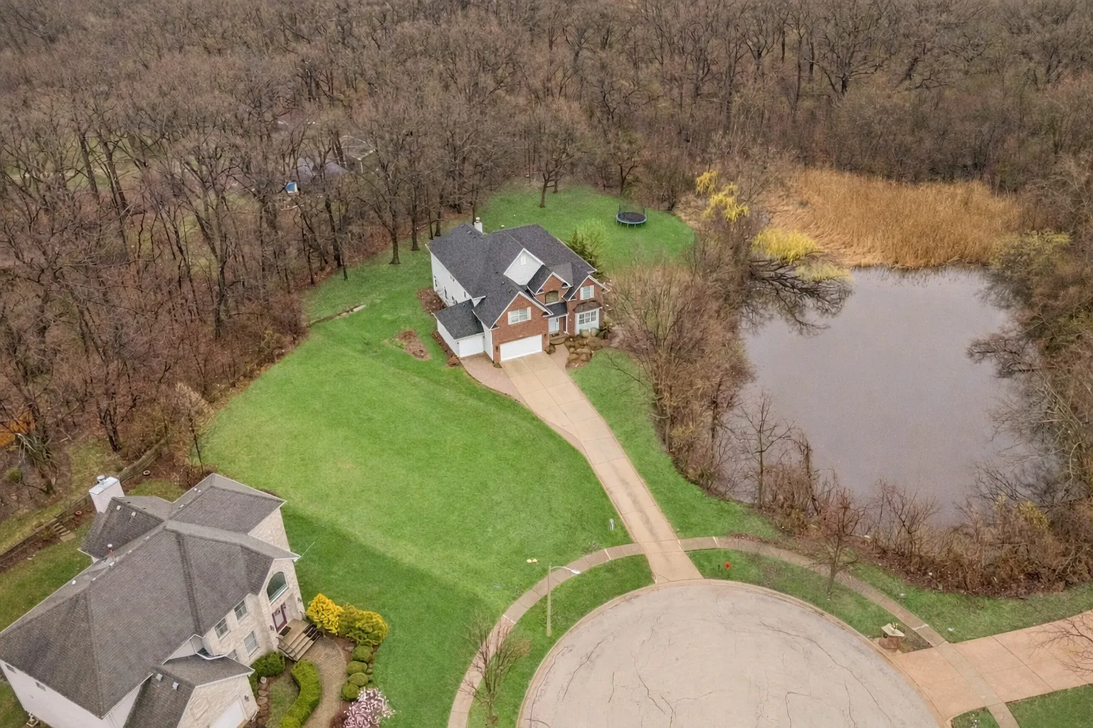9025 Darien Woods Ct photo 1