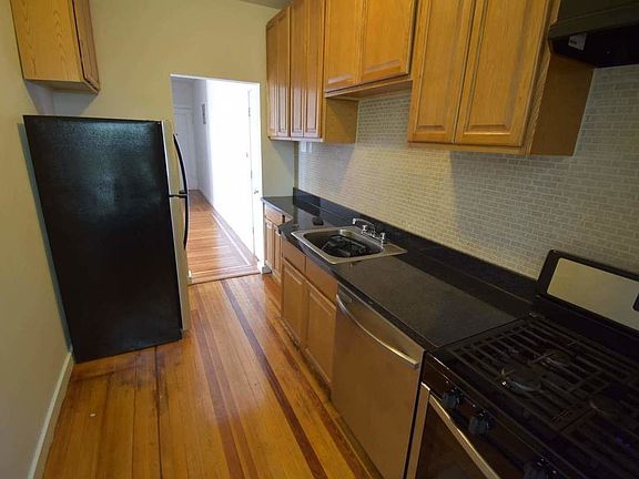 5th image of 25-49 38th St #D4
