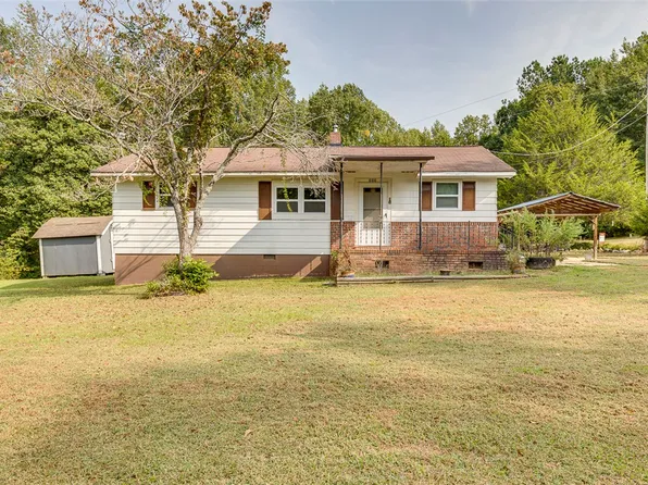 600 Edens Rd, Pickens, SC 29671