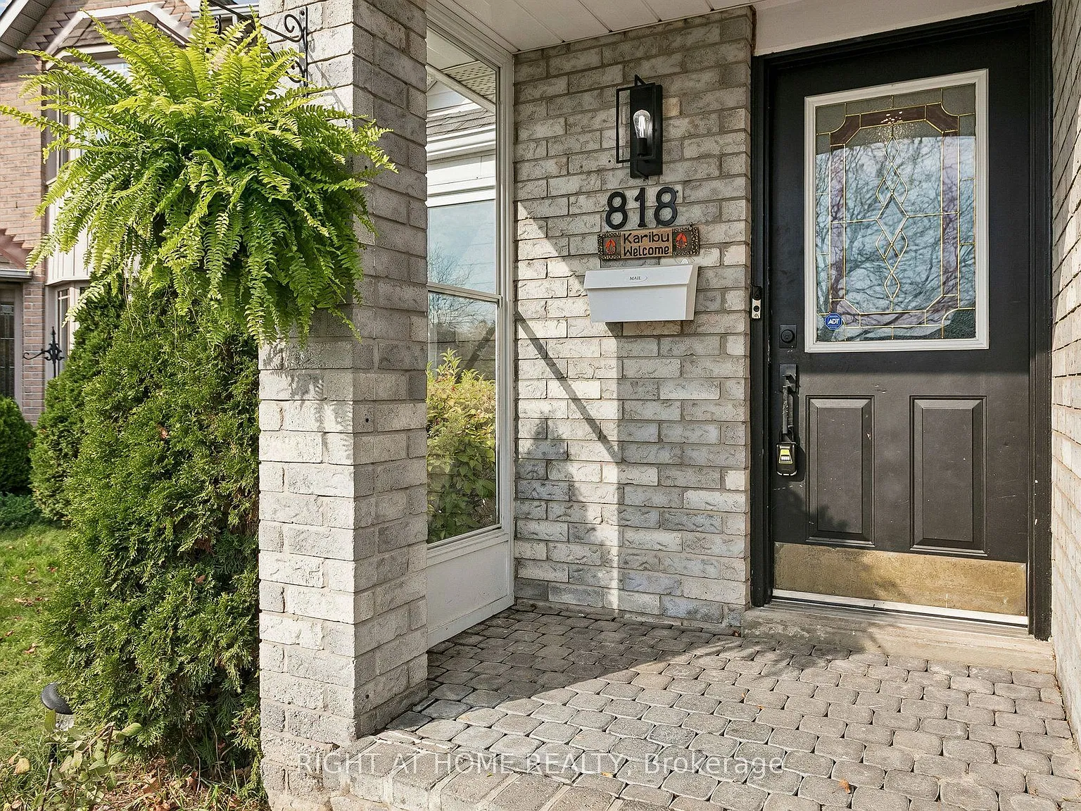 4 bed, $4,400 — Photo 3