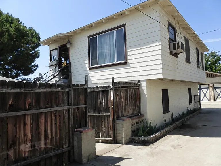 Completely fenced in with Side Gate for privacy