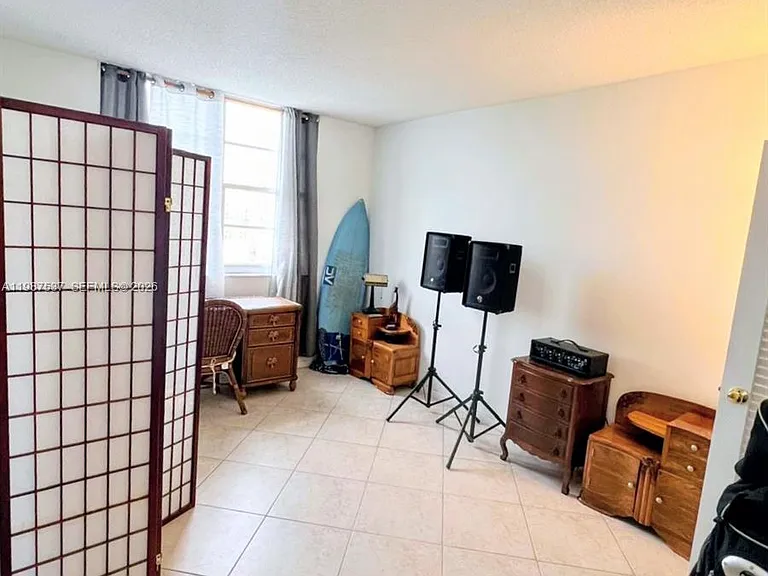 300 Bayview Dr #915 — Photo 20