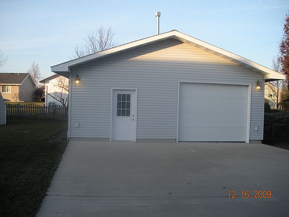 2nd image of 1544 Noble Quest Dr