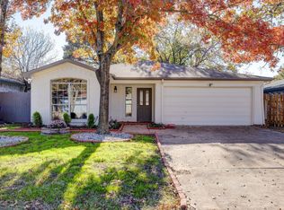 1109 Glen Creek Dr, Mansfield, TX 76063