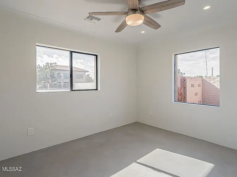 2225 E Fort Lowell Rd — Photo 17