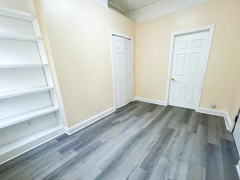 54-06 Nurge Ave #3 — Photo 7