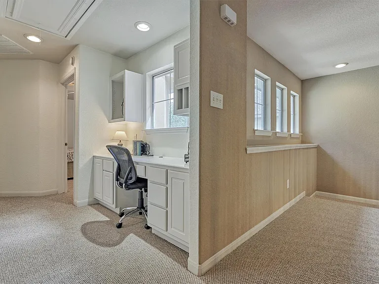 15 Cobble Gate Pl — Photo 26