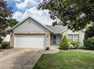105 Heckman Dr, Englewood, OH