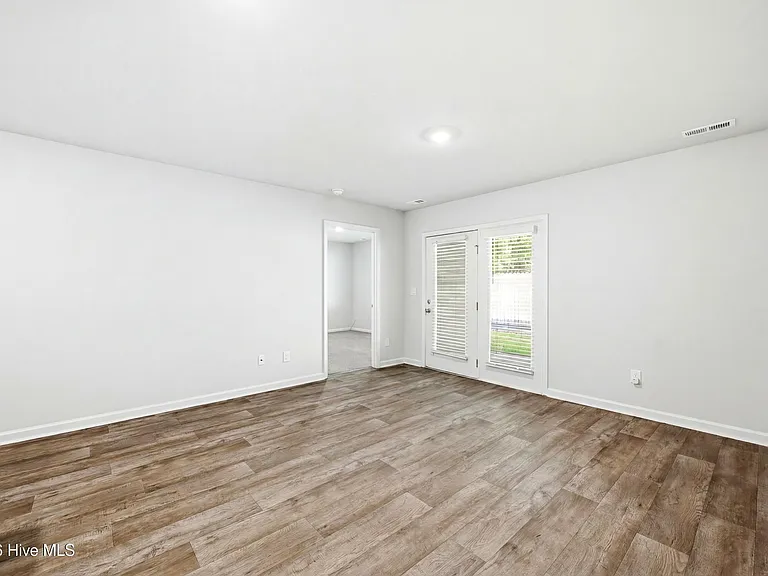 1636 Bellamy Place Dr — Photo 6