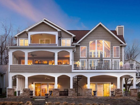311 Crabapple Dr