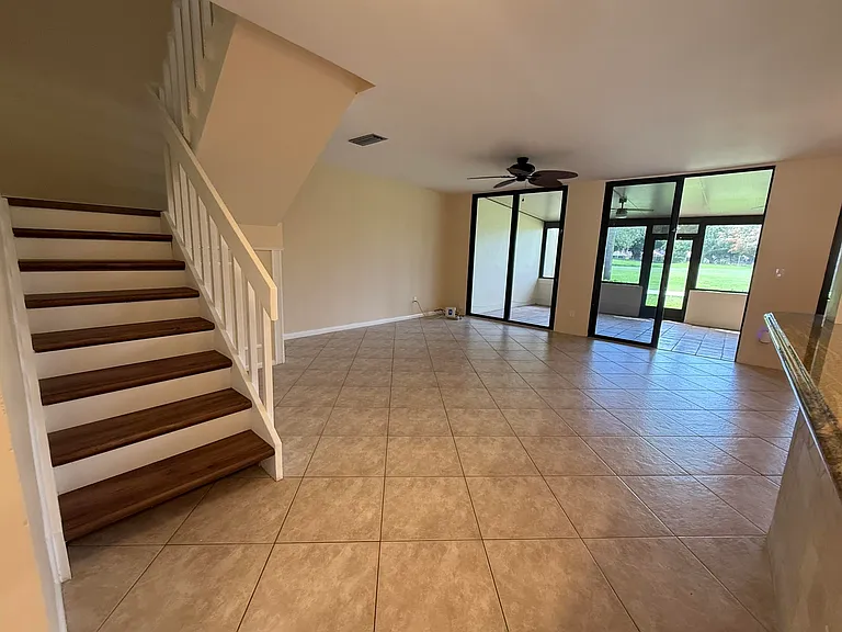 717 Windermere Way — Photo 3