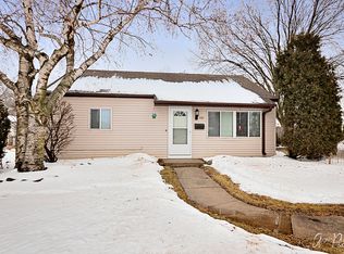 1101 Garfield St, Harvard, IL 60033
