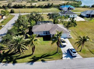 2109 NE 10th Ave, Cape Coral, FL 33909