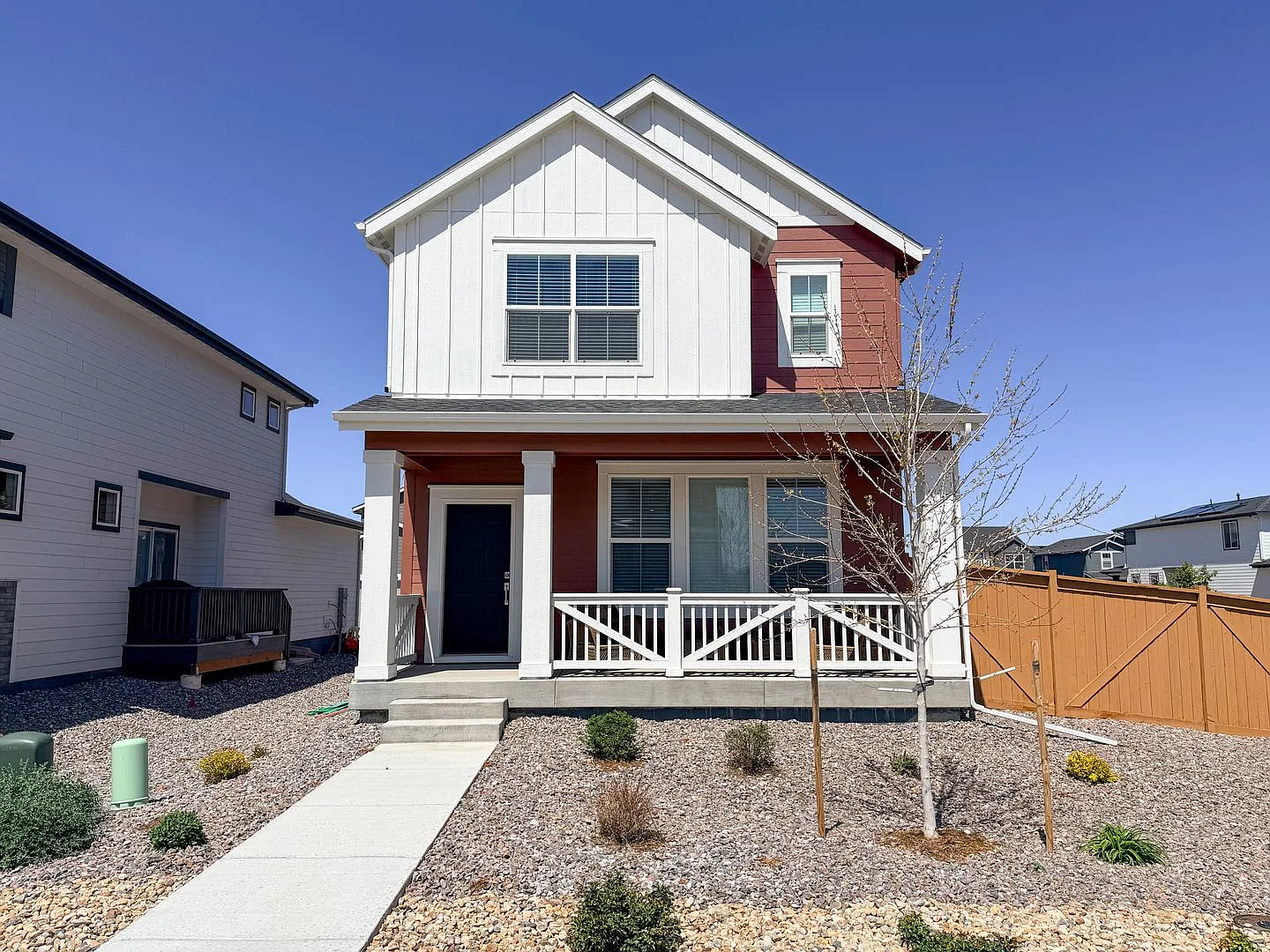 Like-New Single-Family Home in Bennett! — Photo 2
