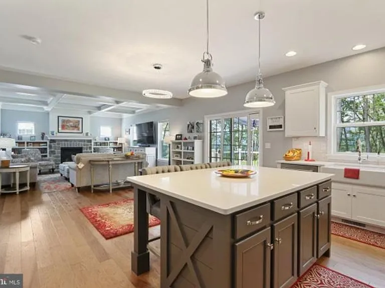 118 Stone Arch Dr — Photo 8