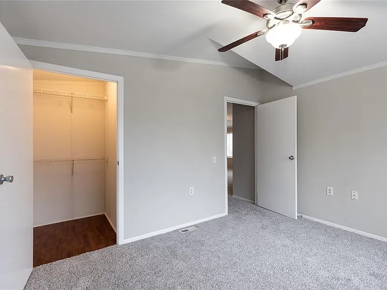 4612 Blue Meadow Dr — Photo 20