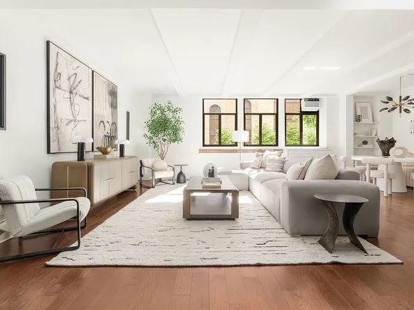 1 W 67th St #300, Manhattan, NY 10023