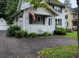 2156 Five Mile Line Rd, Penfield, NY 14526