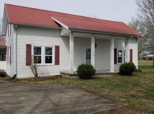 2821 Akersville Rd, Lafayette, TN 37083