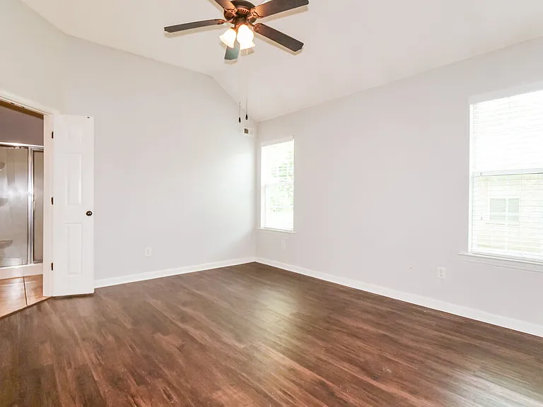 7852 Ridgedale Dr — Photo 11