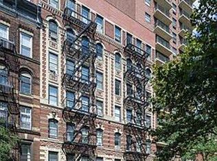 221 E 85th St #5A, New York, NY 10028