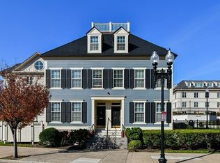 92 Constitution Rd #92, Charlestown, MA 02129