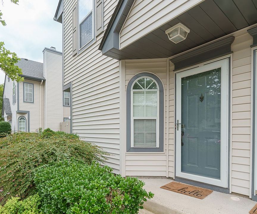 1st image of 4817 Shallowford Cir