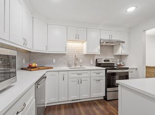 5 Elm St APT 2, Acton, MA 01720