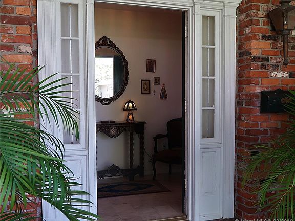 2nd image of 4415 W Palmarito