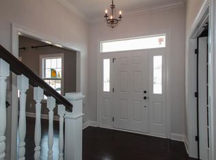 6710 Chapel Xing, Zionsville, IN 46077