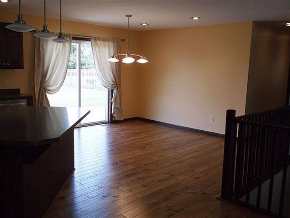 4th image of 2604 Heritage Dr
