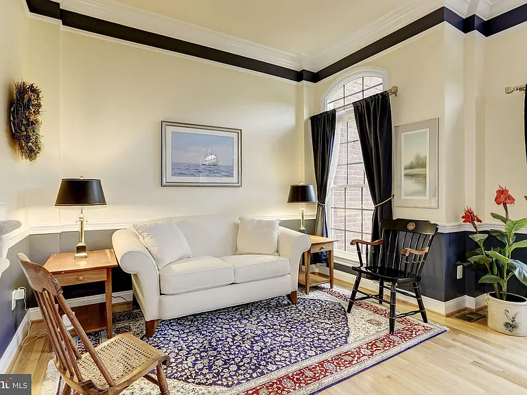 5237 Bessley Pl — Photo 7