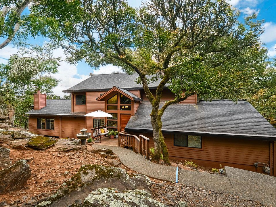 1st image of 4004 Garnet Place