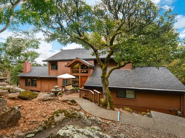 4004 Garnet Place, Santa Rosa, CA 95405