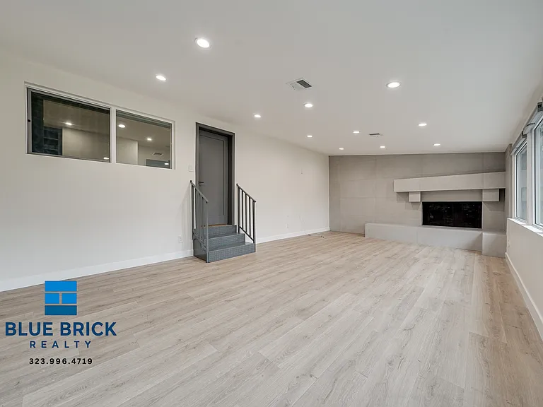 5620 1/2 Radford Ave — Photo 17