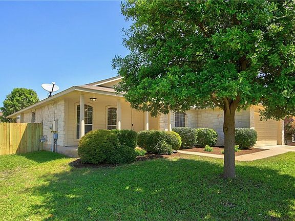 3rd image of 3112 Corrigan Ln