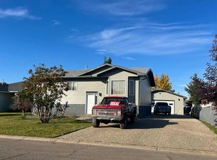 27 NE Bison Cres, High Level, AB T0H1Z0