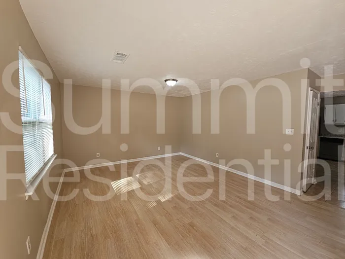 5950 Stonewall Dr #1 — Photo 2