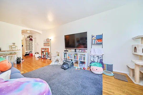 177 East 117th Street #3