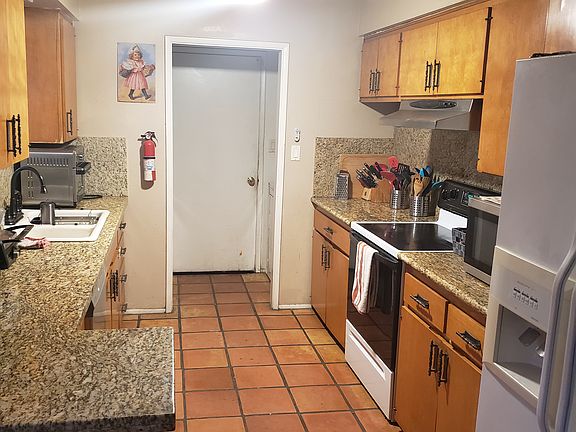 3rd image of 1222 E Pebble Beach Dr