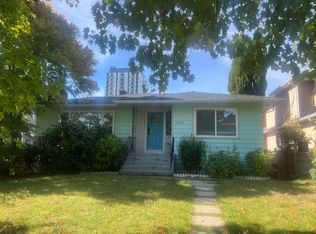 5491 Elizabeth St, Vancouver, BC V5Y 3J7