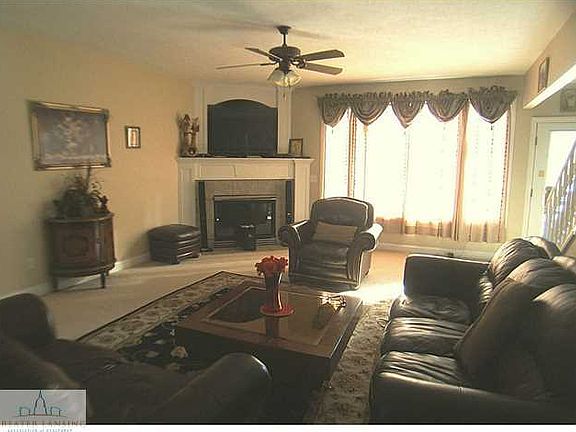 4th image of 2710 Maritime Dr