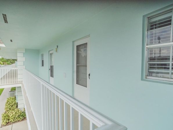 1901 Indian River Blvd #205E