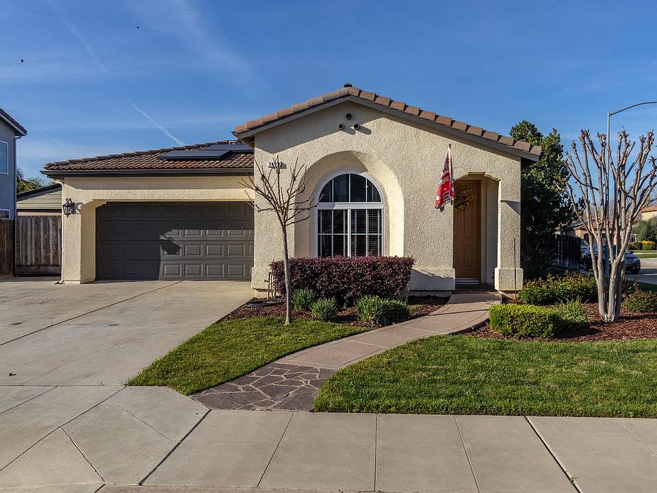 1st image of 7470 E Fedora Ave